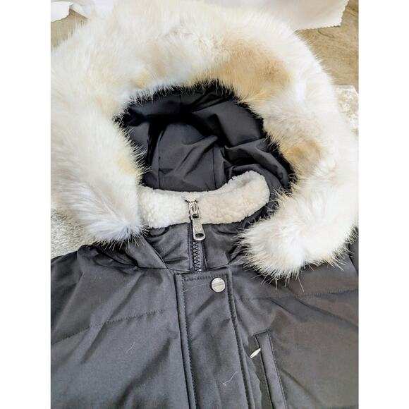 Vince Camuto Black Down Blend Puffer Coat NWT – Medium - Picture 3 of 7